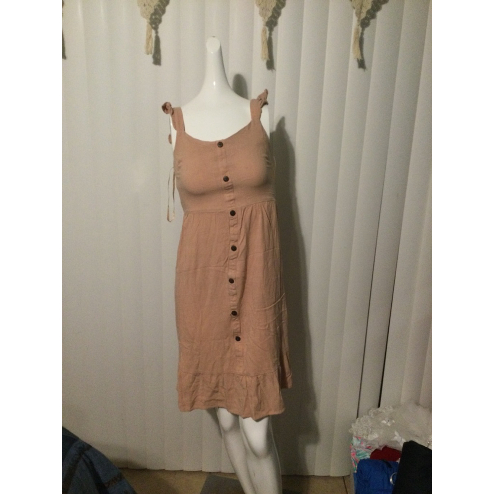 Women's Mateau Los Angeles Dress Size S Peach